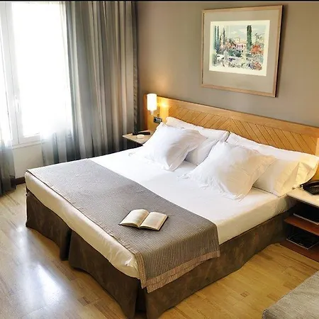 Catalonia Gracia Otel Barselona