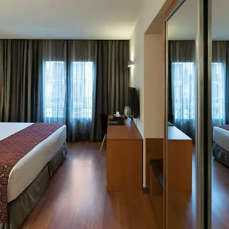 Otel Catalonia Gracia 4*